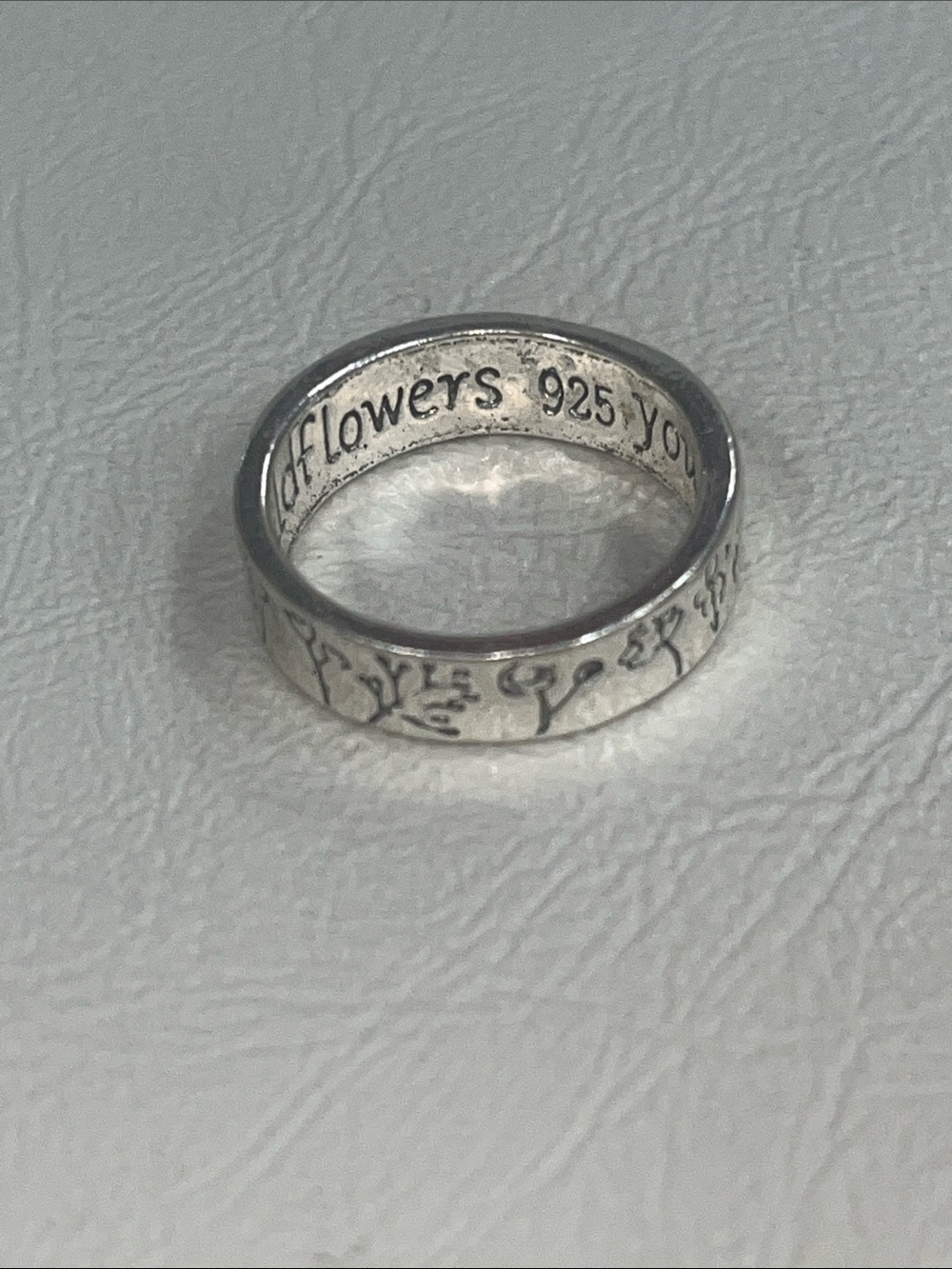 915 Sterling Silver Floral Band Ring - Silver